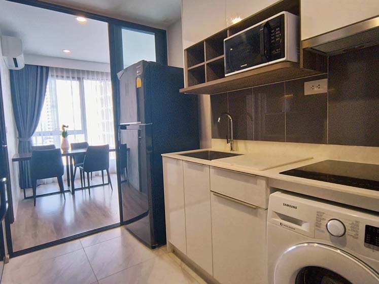 Condominium in New Petchburi 